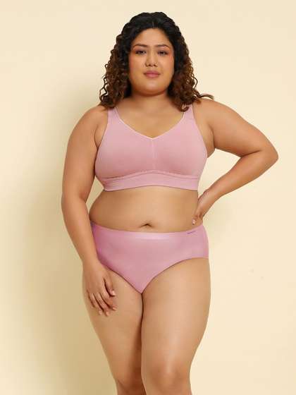 Van Heusen Women
                        High-stretch Cotton Non-Padded Non-Wired
                        Minimizer Bra for Full-Figure