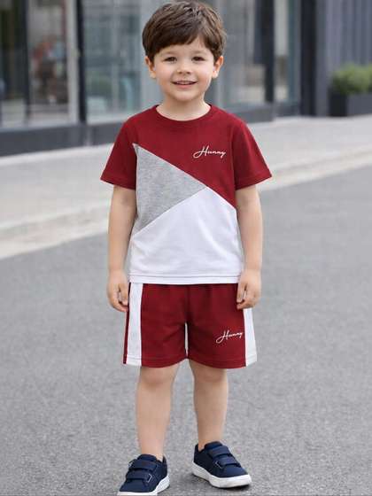 Kiditude Unisex Kids
                    Colourblocked T-shirt with Shorts