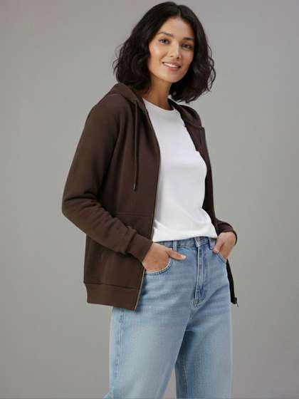Besick Women
                          Hooded Sweatshirt