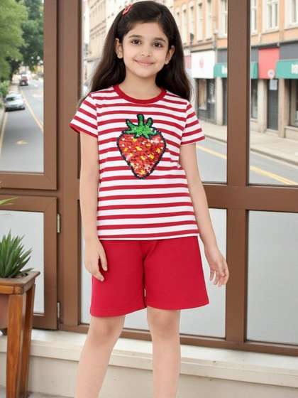 KEESOR Girls
                          Striped T-shirt with Shorts
