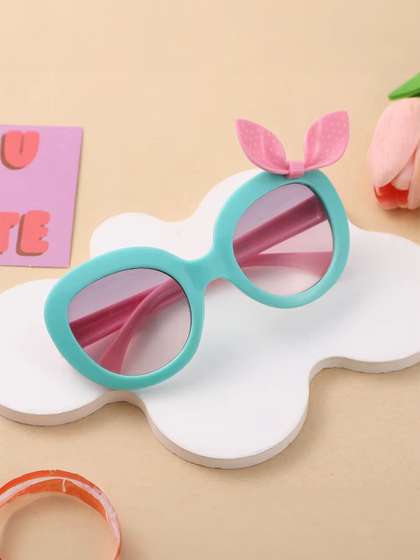 KIDSUN Girls Full Rim
                    Bow Sunglasses With UV Protected Lens
                    B1510_GREEN_PINK