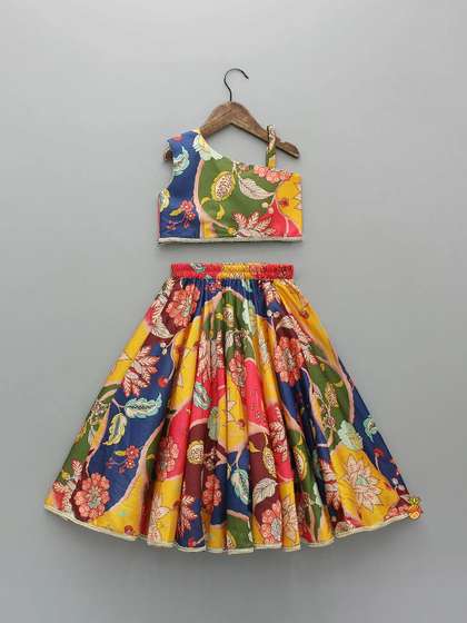 Vetrokart Girls Floral
                    Printed Regular Raw Silk Top with Skirt