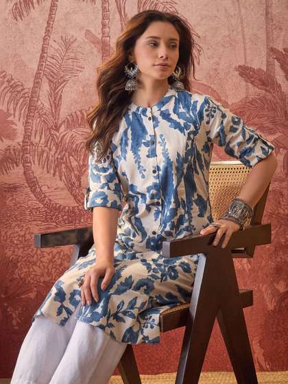 Sangria Printed
                        Mandarin Collar Neck A-Line Kurta