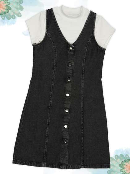 Pantaloons Junior Cotton
                    Straight Leg Ankle Length Dungarees