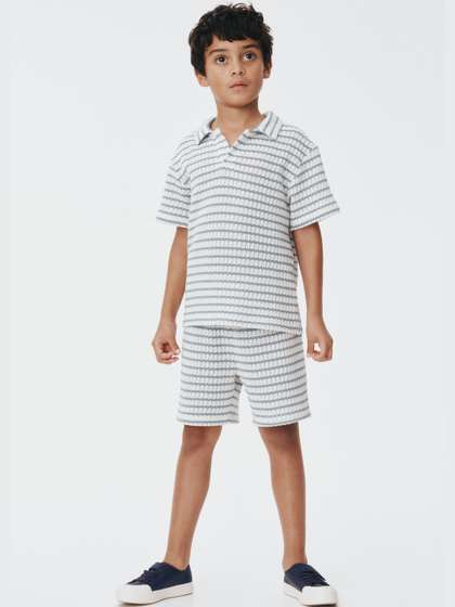 H&M 2-piece
                    textured-knit set
