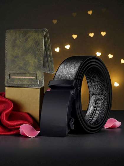 Roadster Men Accessory
                      Gift Set of