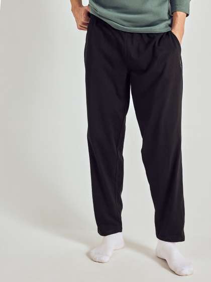 Pepe Jeans Men Black
                        Solid Regular Fit Athleisure Cotton Lounge
                        Pants