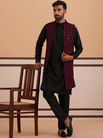 Jompers
                          Embroidered Mandarin Collar Sherwani Set