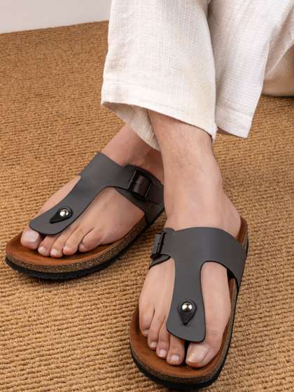 Mast & Harbour Men
                    Comfort Sandals