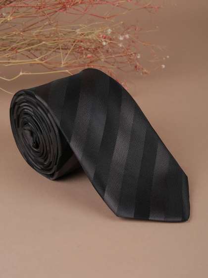 Allen Solly Men Striped
                    Fashion