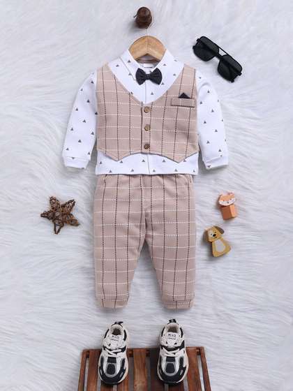 Moms Love Boys Printed
                      Shirt with Trousers