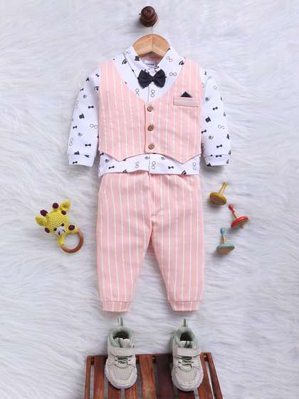 Moms Love Boys Printed
                      T-shirt and Shirt with Trousers
