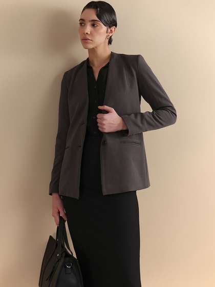 FableStreet Women
                        Tailored Blazer