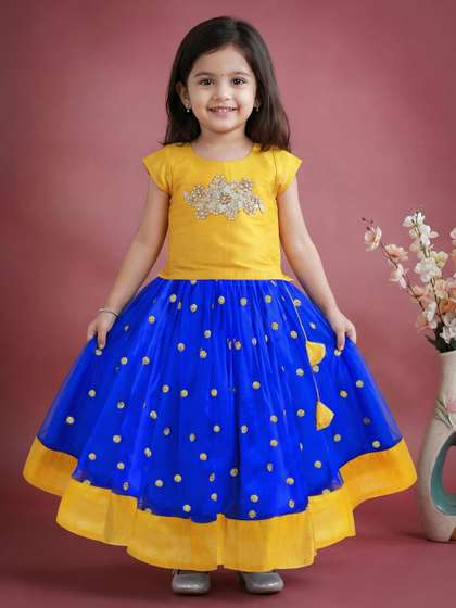 STANWELLS KIDS Girls
                    Embroidered Beads and Stones Ready to Wear Lehenga
                    & Choli