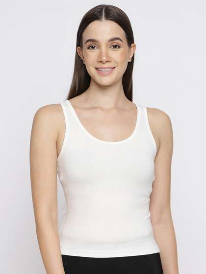 La Intimo Round
                          Neck Sleeveless Camisole
