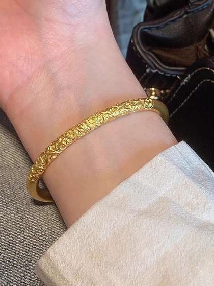 Lara Karen Women
                          Gold-Plated Bangle-Style Bracelet