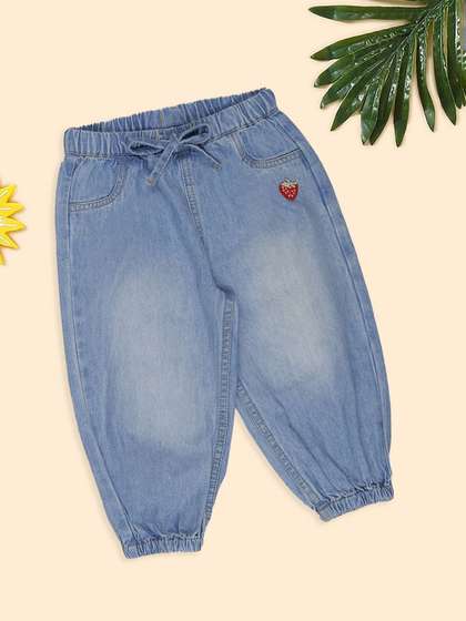 Pantaloons Baby Girls
                    Regular Fit Mid-Rise Light Fade Jeans