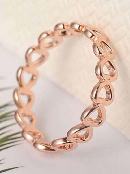 Lara Karen Rose
                        Gold-Plated Finger Ring