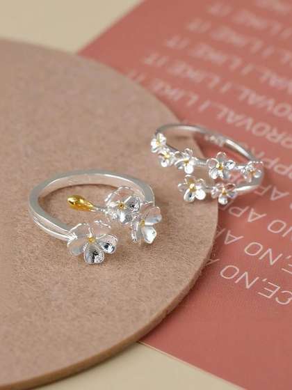 Lara Karen Set of 2
                        Finger Ring
