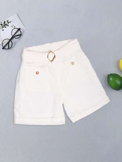 Pantaloons Junior Girls
                    Shorts
