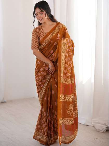 Sangria Printed
                        Bagru Sarees
