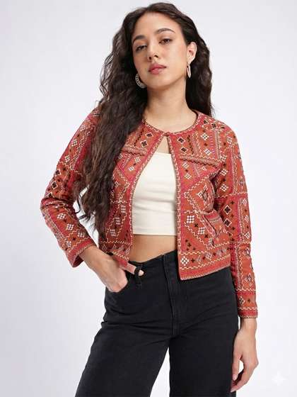 fusion by glitchez
                        Geometric Embroidered Collarless Tailored
                        Jacket