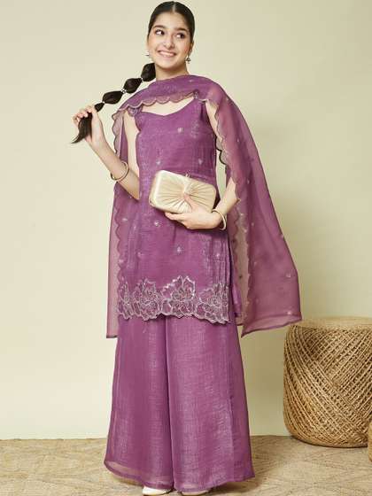 CurlyTales Girls
                      Embroidered Square Neck Kurti and Sharara Set with
                      Dupatta