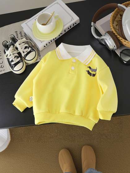 YK Boys Printed
                    Sweatshirt