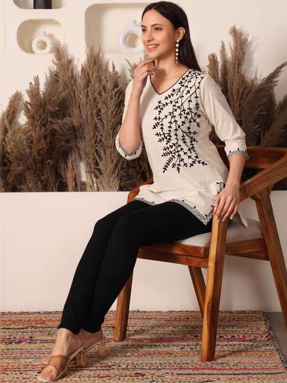Taziraa Ethnic
                        Motifs Embroidered V-Neck Thread Work Pure
                        Cotton Blend Thread Work Kurti