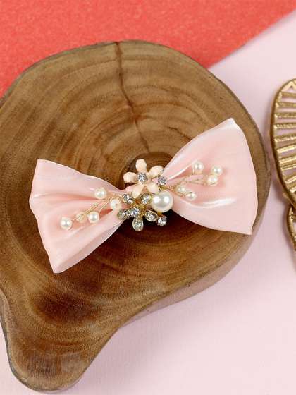 Asthetika Kids Girls
                      Alligator Hair Clip