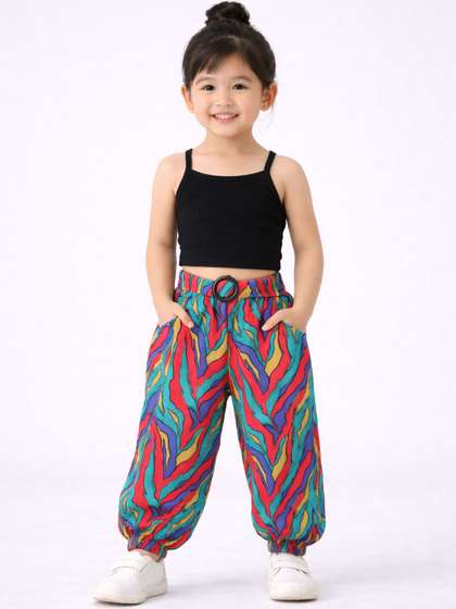FAVORITE STORE Porpy
                    Girls Printed Co-ord Set
