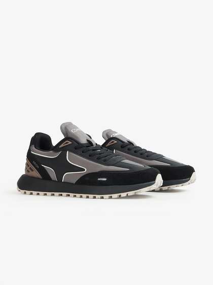 Comet Unisex Aeon
                          v2 Eclipse Sneakers