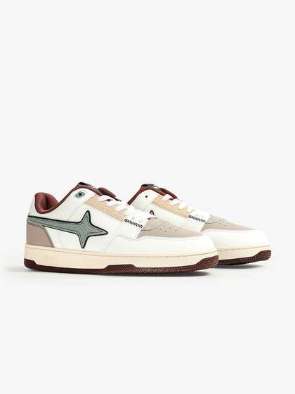 Comet Unisex X Lows
                        Tuscan Sneakers