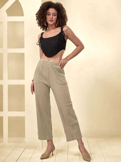 LYRA Women Knitted
                          Cropped Palazzos