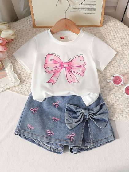 YK Girls Printed
                      T-shirt with Shorts