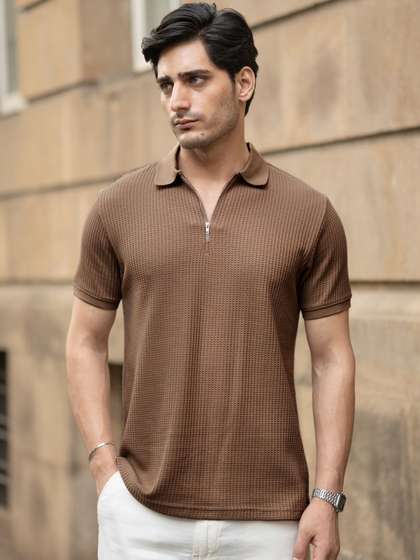 Powerlook Men Polo
                          Collar T-shirt