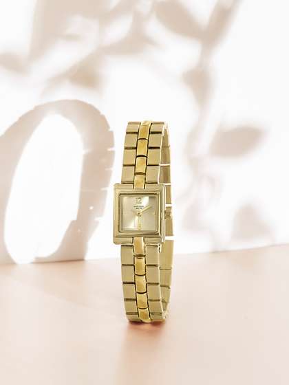 Sonata Women Poze 8
                        Quartz Analog Gold Dial Watch - SP80171YM01W