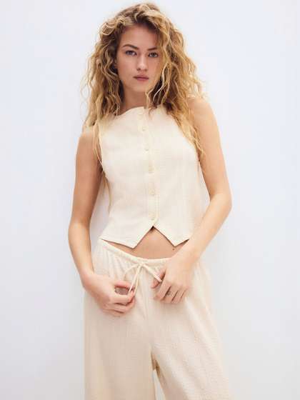 H&M Textured
                          Jersey Waistcoat