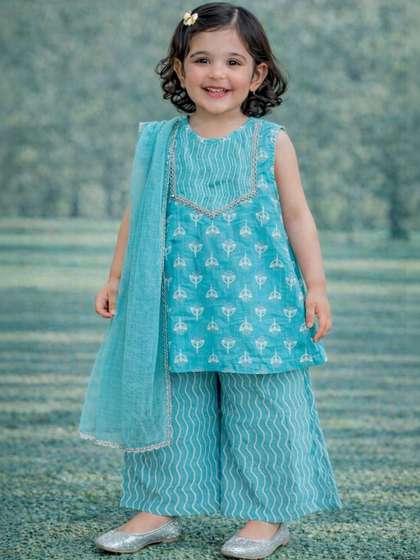 Pspeaches Baby Girls Sky
                    Blue Khaddi Cotton Kurta Pant Dupatta Set