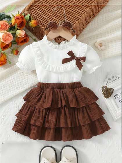 Jhilik Garments
                          Girls Top with Skirt