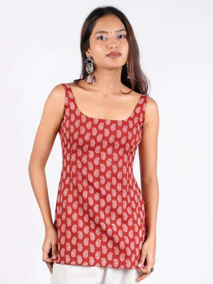 NISHORAMA Paisley
                        Printed Square Neck Pure Cotton Kurti