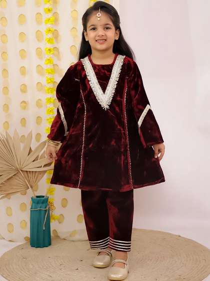 Aj DEZInES Girls
                      Regular Gotta Patti Velvet Kurta with Trousers