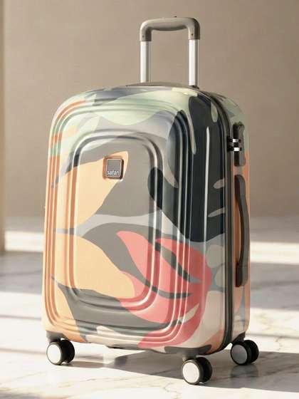 Safari Aurum Printed 8
                      Wheel Hard-Sided Medium Trolley Bag