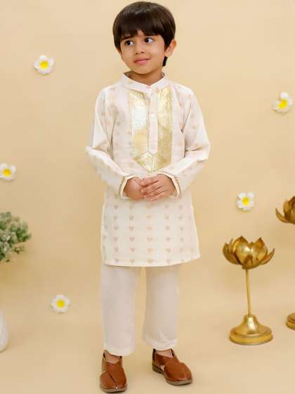 MUDKID Boys Ethnic
                    Motifs Printed Regular Raw Silk Kurta with Pyjamas