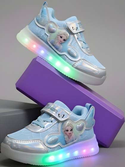 HOOH Now Comfort in
                      Fashion Girls Elsa Textured Sneakers