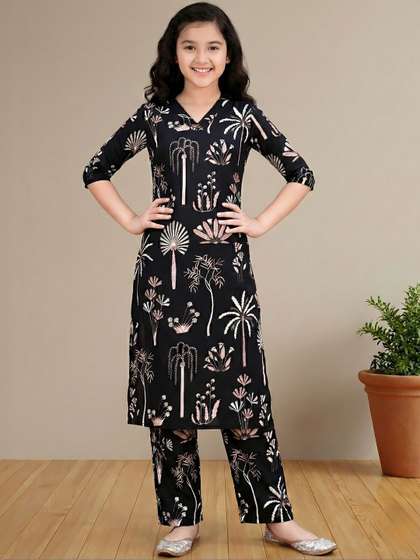 Bholukart Girls Ethnic
                    Motifs Printed Regular Raw Silk Kurta with Trousers