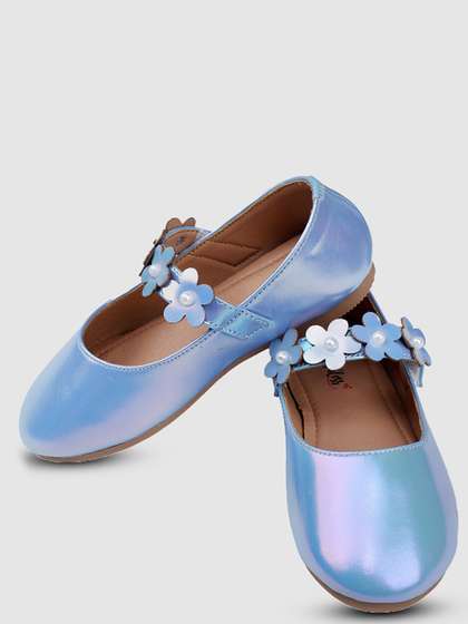 toothless Girls
                        Decorative Flower Strap Fit Lightweight Walk
                        Comfort Mary Jane Flats
