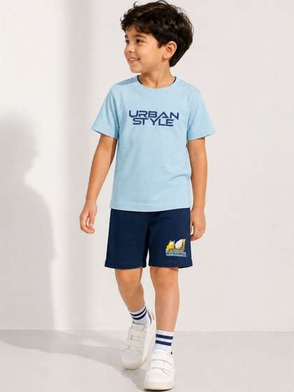 LITTLE APPLE Unisex Kids
                    Printed T-shirt with Shorts