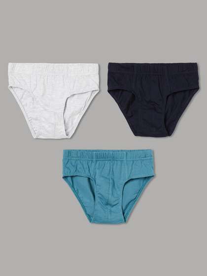 Fame Forever by
                    Lifestyle Boys Pack of 3 Assorted Cotton Blend Basic
                    Briefs