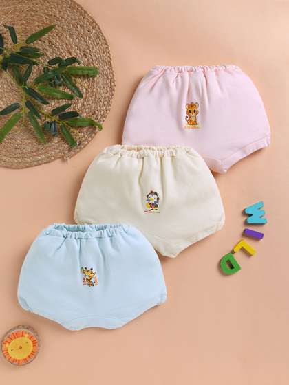 Unfab Girls Pack of 3
                    Printed Assorted Cotton Basic Briefs